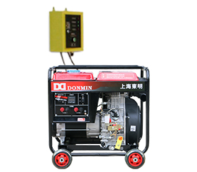 冷鏈配套單相8kw無人值守ATS柴油發電機組DMD10000LE(ATS) 冷鏈配套單相8kw無人值守ATS柴油發電機(jī)組DMD10000LE(ATS)